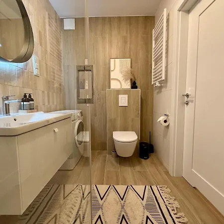 Pure No 3 Aqua Polanki