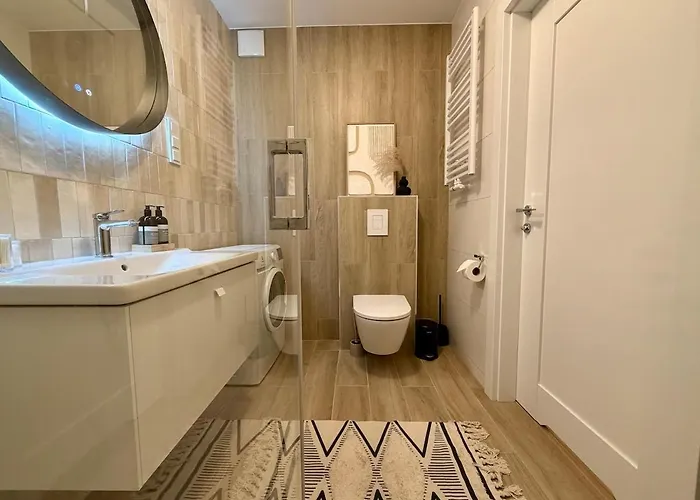 Pure No 3 Aqua Polanki